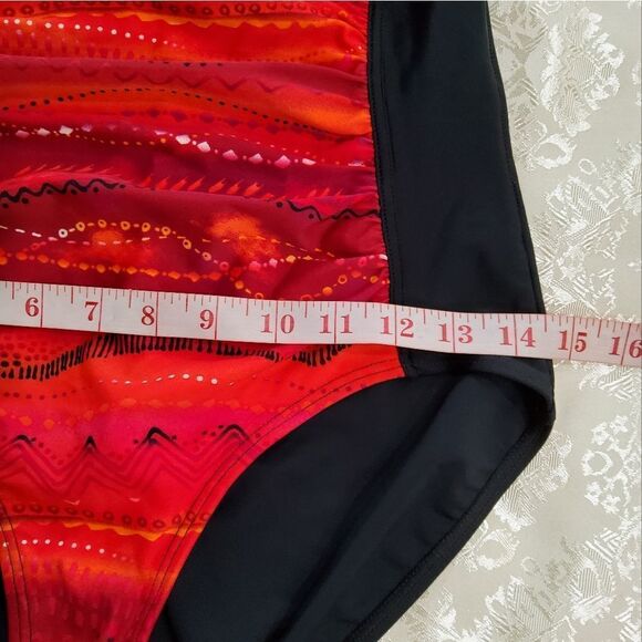 Byron Bay Australia Women's Swimsuit One Piece Size 10/30 - Picture 10 of 11